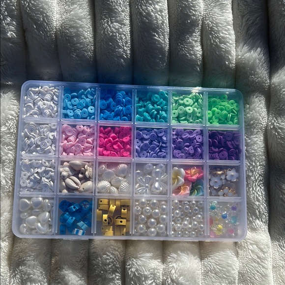 Clay bead and charm bead kit - Picture 7 of 7